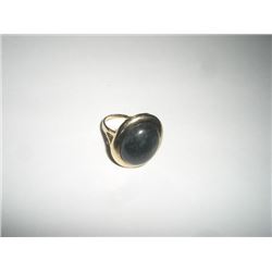 14K GOLD 585 58.5% RING WITH BEAUTIFUL CENTER DARK CENTER STONE STAMPED *14K 585* TOTAL WEIGHT OF 6.