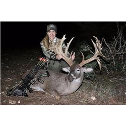 3-day/2-night Texas Whitetail Deer & Exotic Combo Hunt for 2 Hunters -- $6,000 Credit Towards Trophy