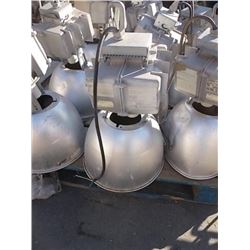 COMMERCIAL OVERHEAD LIGHT