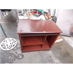 WOOD COMPUTER DESK ON WHEELS