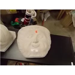 WALLL MOUNTED SUN FACE PLANTER - CEMENT?