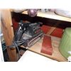 Image 1 : CRAFTSMAN SANDER WITH SAND PAPER BELTS