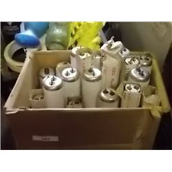 BOX OF 3' FLORESCENT LIGHT BULBS