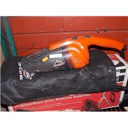 ARMORALL 12 VOLT VACUMN