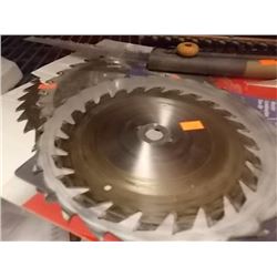 HAND SAW AND 4 SAW BLADES