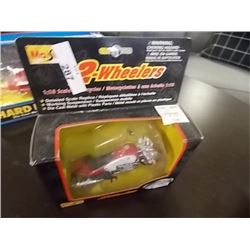 DIE CAST MODEL - 1:22  - MOTORCYCLE