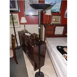 FLOOR LAMP - 6' TALL