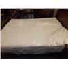 Image 1 : DOUBLE MATTRESS