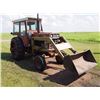 Image 2 : International 1066 Turbo Tractor W/ Loader