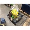 Image 2 : Enerpac Electric  Pump & tank system model P6K17FZ29A