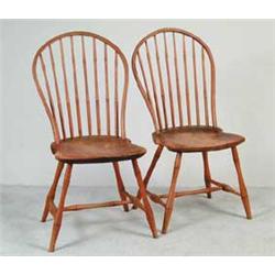 PAIR OF GOOD WINDSOR BOWBACK CHAIRS