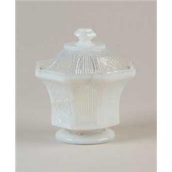 SANDWICH OPALESCENT COVERED SUGAR IN GOTHIC ARCHES PATTERN