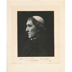 SIGNED PHOTO OF SIR HENRY IRVING (1838-1905)