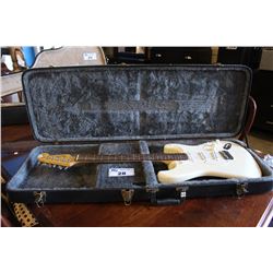 WHITE FENDER SQUIRE STRAT GUITAR IN HARDSHELL CASE