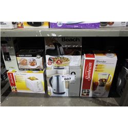 SHELF LOT OF SMALL APPLIANCES