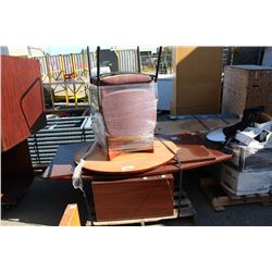 PALLET LOT OF OFFICE FURNITURE