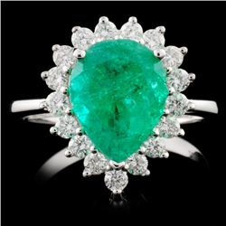 18K White Gold 2.32ct Emerald & 0.56ct Diamond Rin