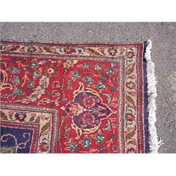 LARGE ROOM SIZE ORIENTAL RUG
