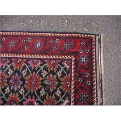 BAHKTIARIS RUG
