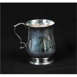 SMALL ENGLISH STERLING FOOTED MUG