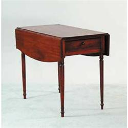 ONE DRAWER MAHOGANY SHAPED LEAF PEMBROKE TABLE
