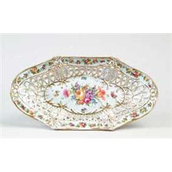 DRESDEN TYPE FOOTED OVAL RETICULATED SERVING BOWL