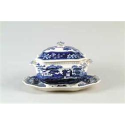 COPELAND SPODE TOWER: THREE PART BLUE AND WHITE SOUP TUREEN