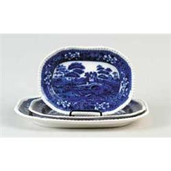 COPELAND SPODE TOWER: GRADUATED SET OF THREE PLATTERS