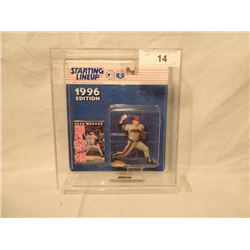 1996 STARTING LINEUP MADDUX IN DISPLAY CASE