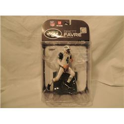 3 MCFARLANE FIGURES BRETT FAVRE PACKERS NIB