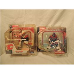 2 MCFARLANE NHL HOCKEY FIGURES NIB