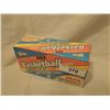 Image 1 : FACTORY SET SEALED NBA TOPPS 1992-93 SEALED!!