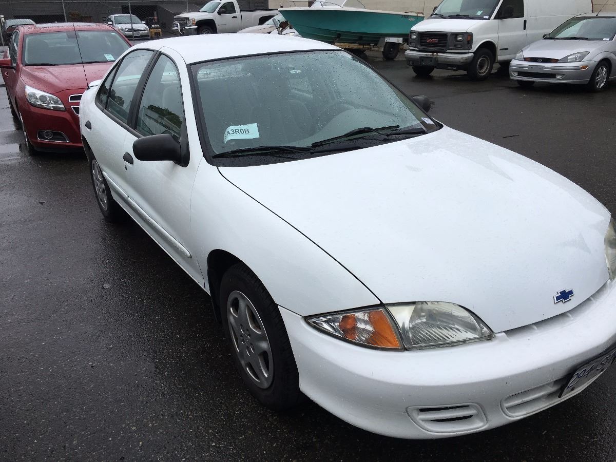 2001 Chevrolet Cavalier Ls 4 Door Sedan White Vin