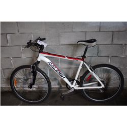 WHITE RALEIGH 21 SPEED FRONT SUSPENSION MOUNTAIN BIKE