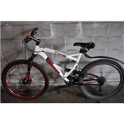 WHITE SCHWINN 24 SPEED FULL SUSPENSION FRONT DISC BRAKES MOUNTAIN BIKE