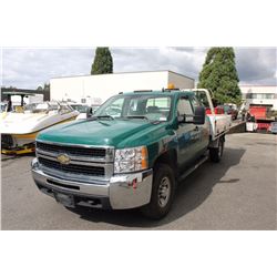 2009 CHEVROLET SILVERADO 3500 HD 4X4, 2 DOOR FLAT DECK, GREEN, VIN # 1GBHK79K99E107000