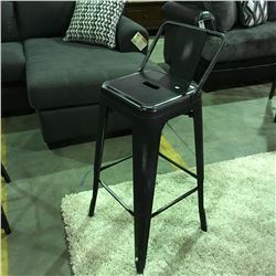 BLACK METAL INDUSTRIAL BAR STOOL