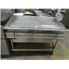 Image 1 : Commercial Electric 4' Flat Grill