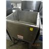 Image 1 : S/S Ice Bin