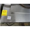 Image 2 : Wells S/S Pedestal Double Electric Range