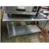 Image 1 : 5' S/S Bullnose Table w/Backsplash