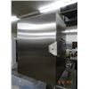 Image 1 : Hot Box - New