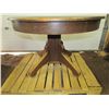 Image 3 : Round Pedestal Maple Dining Table