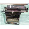 Image 1 : Remington Vintage Typewriter