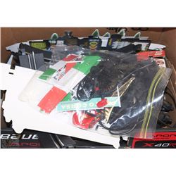 CAR RACETRACK WITH ACCESSORIES