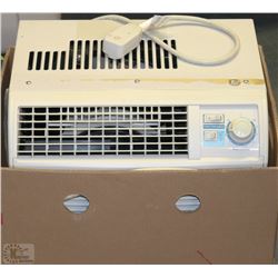 DANBY 5000BTU WINDOW AIR CONDITIONER