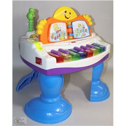 FISHER PRICE MUSICAL AND INTERACTIVE PIANO WITH