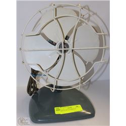 VINTAGE METAL DESK FAN
