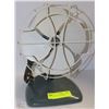 Image 1 : VINTAGE METAL DESK FAN