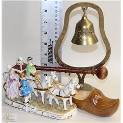 FLAT WITH ORNAMENTS & DECOR INCLUDING PORCELAIN